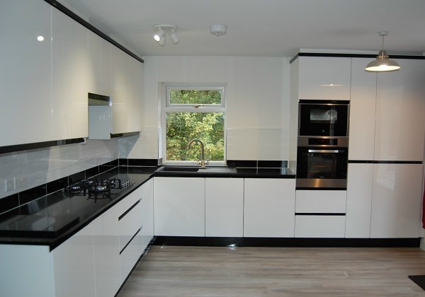 bespoke kitchen